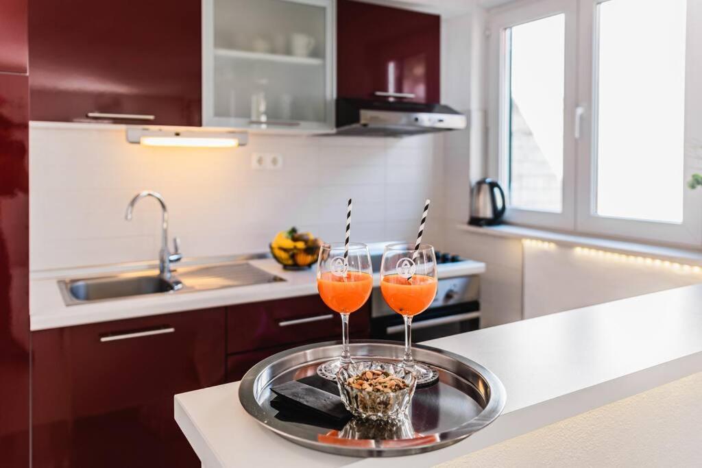 Holiday Home Marina-Renovated House In City Center Рогозниця Екстер'єр фото