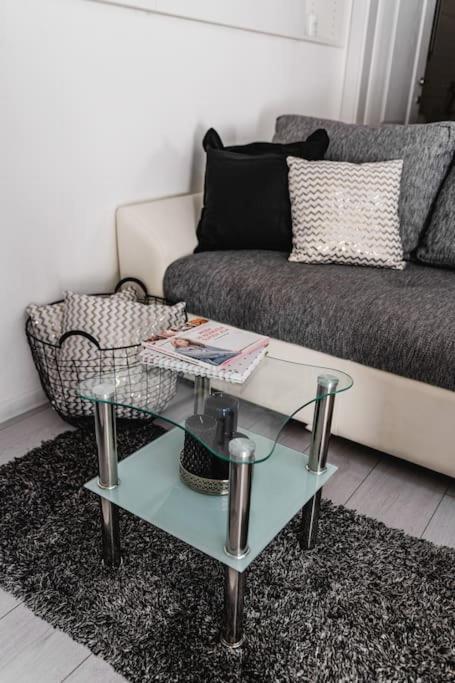 Holiday Home Marina-Renovated House In City Center Рогозниця Екстер'єр фото
